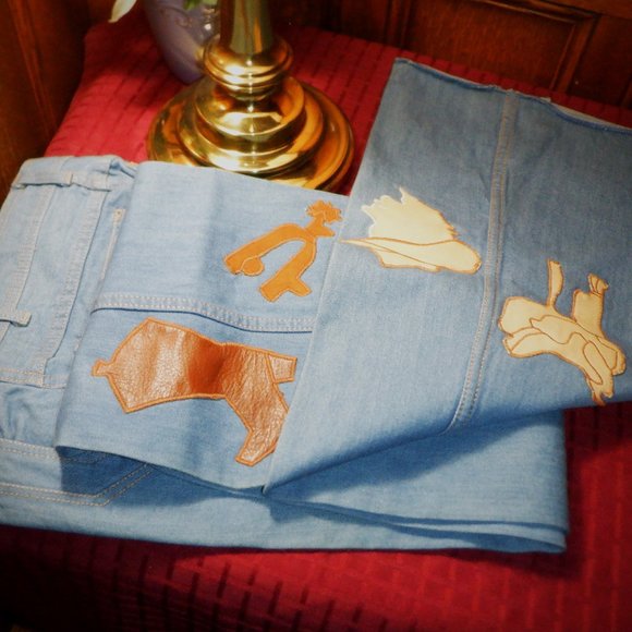 BRAND NEW ~INDIGO  JEANS ~ with a Western Flair - Picture 1 of 4